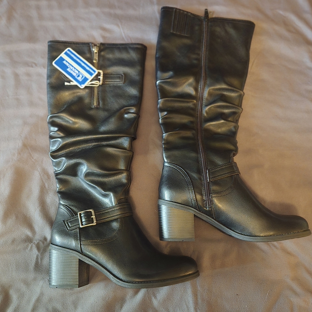 White Mountain Sleek Black Heeled Boots